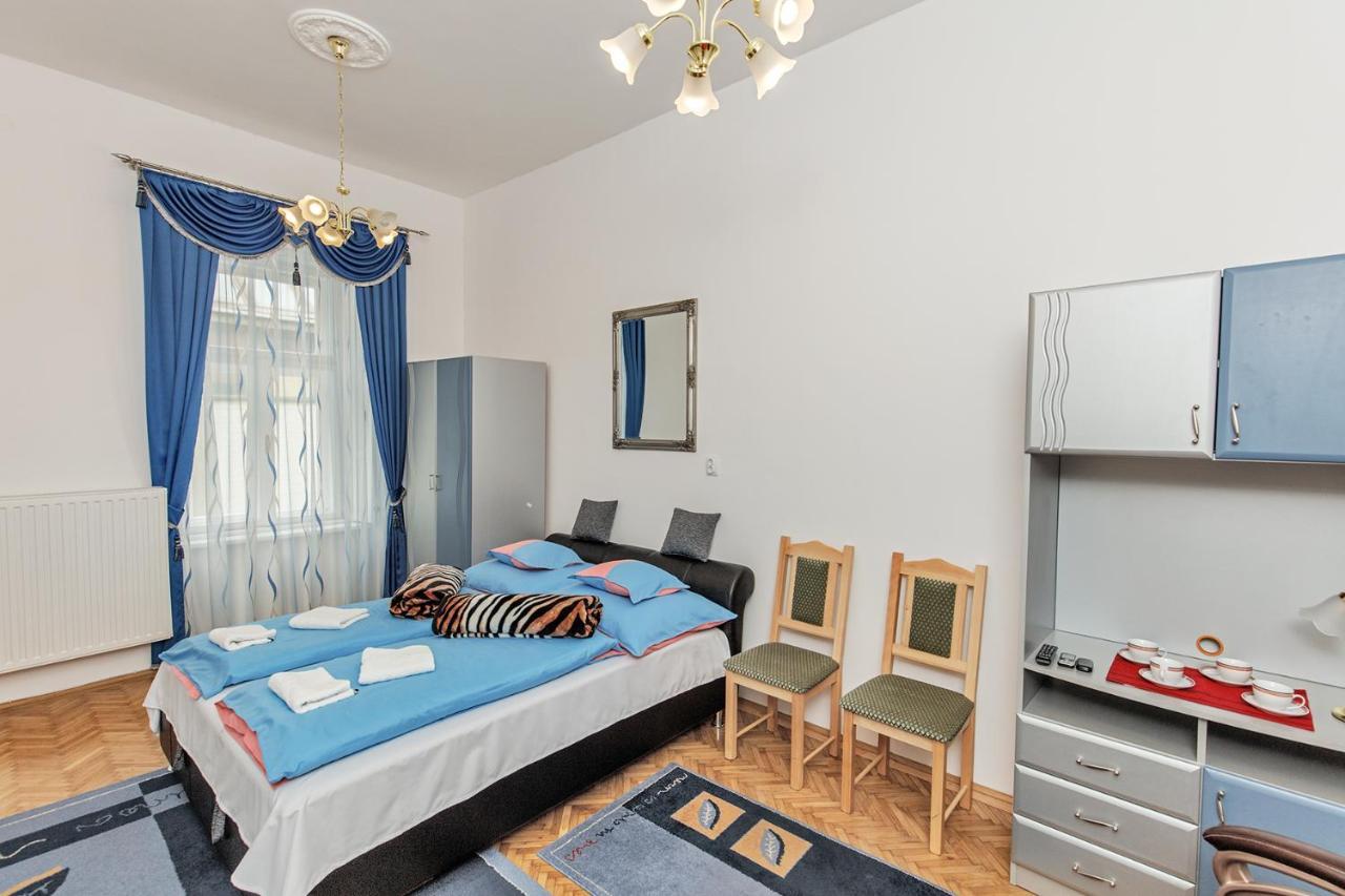 Arany Csillag Apartman エゲル エクステリア 写真