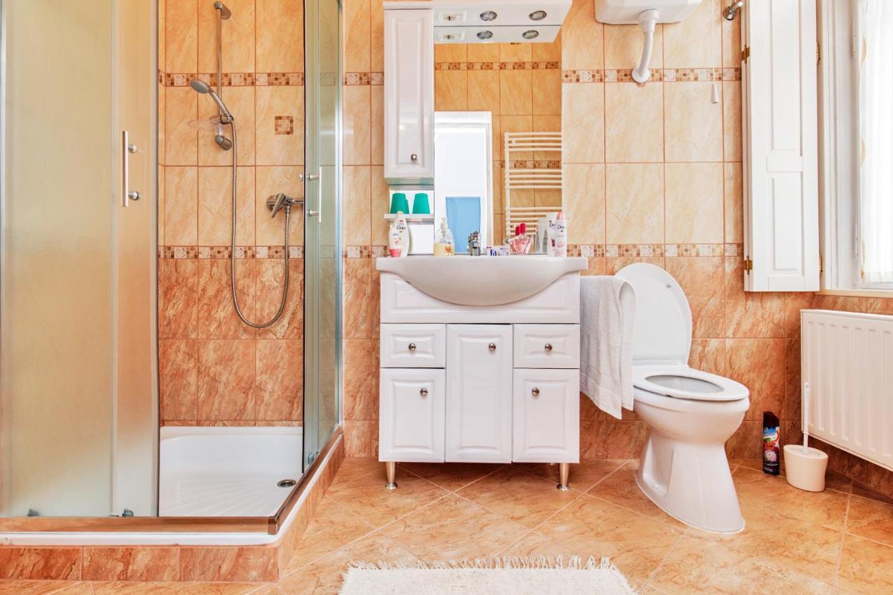 Arany Csillag Apartman エゲル エクステリア 写真